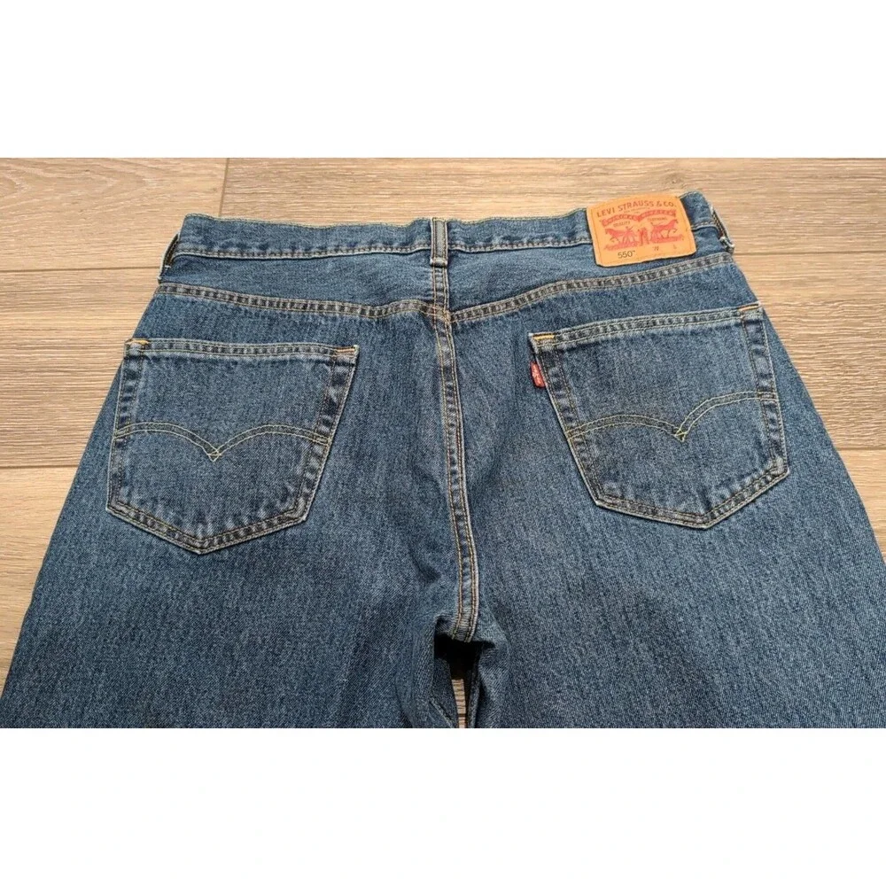LEVI'S 550 36x32 BLUE JEANS MEN'S STRAIGHT LEG DARK WASH